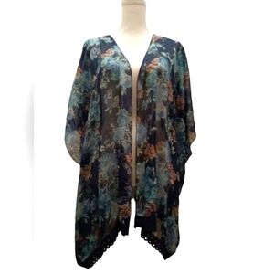 MASON & MACKENZIE Blue long, bell sleeves, floral sheer cover up. (XL)